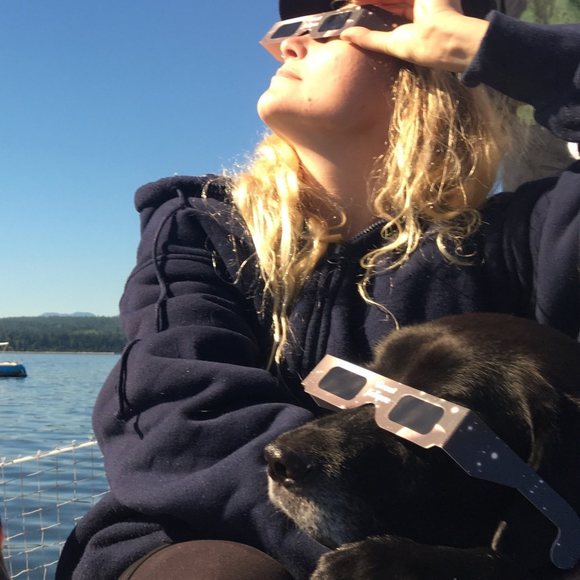 Meet your Posher, Claire - Picture 1 of 1